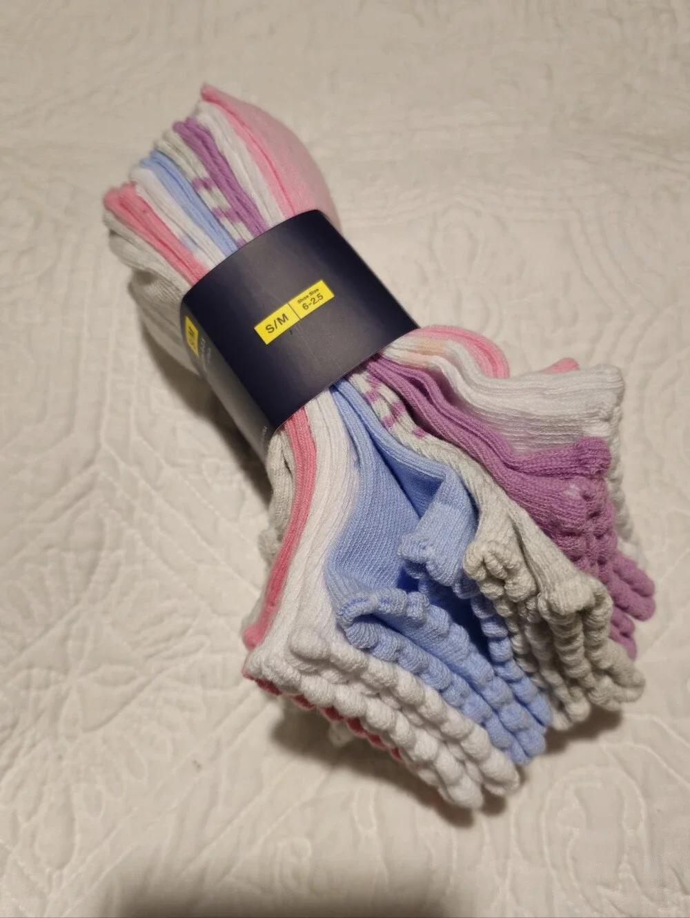 Gap Kids NWT Girl's Quarter Socks Size S/M